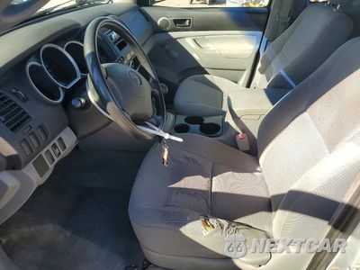 Zdjęcie 7 z 12 samochodu: 2006 TOYOTA TACOMA BASE VIN:5TEUX42N36Z157317 - miniatura