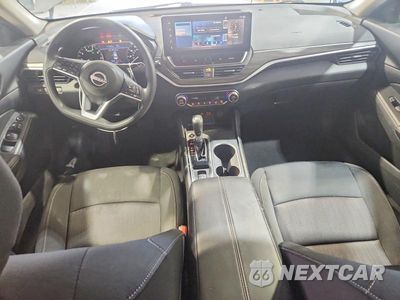Zdjęcie 8 z 13 samochodu: 2025 NISSAN ALTIMA SV VIN:1N4BL4DW4SN409703 - miniatura