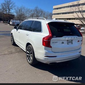 Trzecie zdjęcie samochodu z tyłu: 2016 VOLVO XC90 T5 VIN:YV4102XK2G1072214 - miniatura