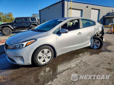 2017 KIA FORTE LX 3KPFL4A79HE016110 - główne zdjęcie licytacji z USA - miniatura