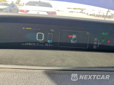 Zdjęcie 9 z 12 samochodu: 2016 TOYOTA PRIUS TWO VIN:JTDKBRFU7G3500957 - miniatura
