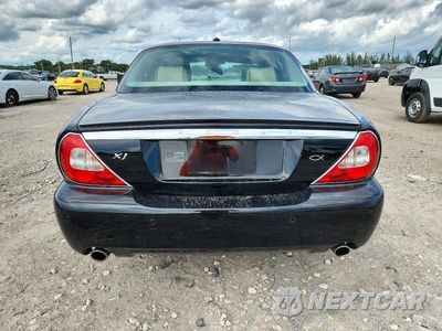 Zdjęcie 6 z 12 samochodu: 2008 JAGUAR XJ8 VIN:SAJWA71BX8SH24458 - miniatura