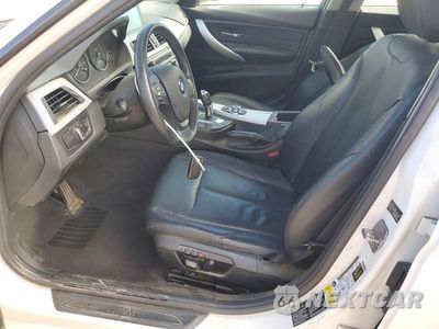 Zdjęcie 7 z 12 samochodu: 2013 BMW 328 XI VIN:WBA3B3C51DF534432 - miniatura