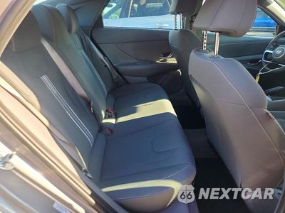 Zdjęcie 10 z 12 samochodu: 2023 HYUNDAI ELANTRA SEL VIN:KMHLM4AG4PU571154 - miniatura