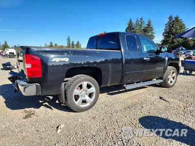 Trzecie zdjęcie samochodu z tyłu: 2011 CHEVROLET SILVERADO K1500 LT VIN:1GCRKSE35BZ298950 - miniatura