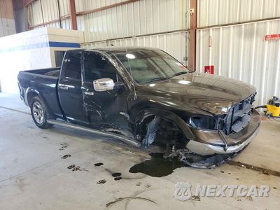 Czwarte zdjęcie samochodu z boku: 2014 RAM 1500 LARAMIE VIN:1C6RR7JT4ES234966 - miniatura