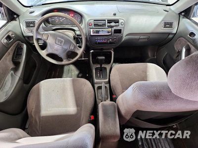 Zdjęcie 8 z 12 samochodu: 1998 HONDA CIVIC LX VIN:2HGEJ6677WH626760 - miniatura