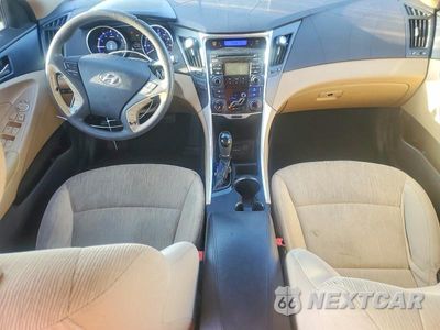 Zdjęcie 8 z 12 samochodu: 2011 HYUNDAI SONATA GLS VIN:5NPEB4ACXBH097486 - miniatura
