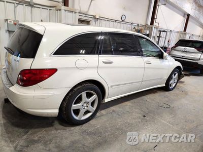 Trzecie zdjęcie samochodu z tyłu: 2010 MERCEDES-BENZ R 350 4MATIC VIN:4JGCB6FEXAA107609 - miniatura