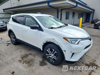Czwarte zdjęcie samochodu z boku: 2017 TOYOTA RAV4 LE VIN:JTMBFREV3HJ169144 - miniatura
