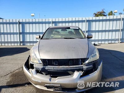 Piąte zdjęcie samochodu w środku: 2004 HONDA ACCORD EX VIN:JHMCM56724C039100 - miniatura