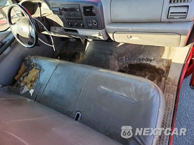 Zdjęcie 8 z 12 samochodu: 2005 FORD F250 SUPER DUTY VIN:1FTNF20525ED17509 - miniatura