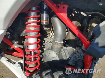 Zdjęcie 7 z 10 samochodu: 2025 CAN-AM MAVERICK X3 MAX X RS TURBO RR VIN:3JBVNAV22SE000604 - miniatura