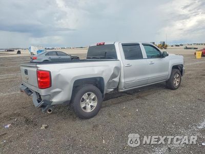 Trzecie zdjęcie samochodu z tyłu: 2017 CHEVROLET SILVERADO K1500 LT VIN:3GCUKREC3HG323615 - miniatura