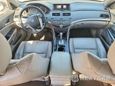 Zdjęcie 8 z 12 samochodu: 2008 HONDA ACCORD EXL VIN:1HGCP26878A123450 - miniatura