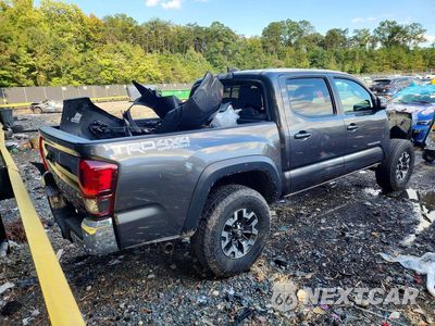 Trzecie zdjęcie samochodu z tyłu: 2019 TOYOTA TACOMA TRD OFF-ROAD VIN:5TFCZ5ANXKX177952 - miniatura