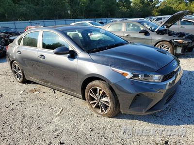 Czwarte zdjęcie samochodu z boku: 2023 KIA FORTE LXS VIN:3KPF24AD8PE587837 - miniatura