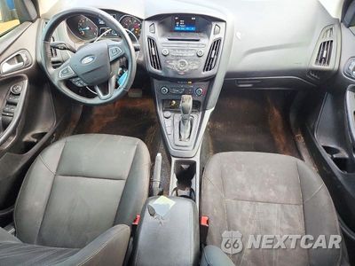 Zdjęcie 8 z 12 samochodu: 2016 FORD FOCUS SE VIN:1FADP3F27GL212724 - miniatura