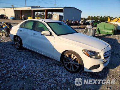 Czwarte zdjęcie samochodu z boku: 2016 MERCEDES-BENZ C 300 VIN:55SWF4JB6GU134487 - miniatura