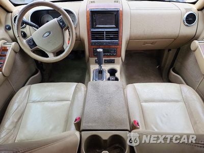 Zdjęcie 8 z 13 samochodu: 2010 FORD EXPLORER EDDIE BAUER VIN:1FMEU6EE2AUA98150 - miniatura