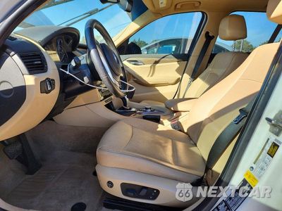 Zdjęcie 7 z 12 samochodu: 2013 BMW X1 XDRIVE28I VIN:WBAVL1C51DVR91564 - miniatura