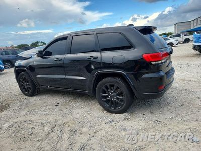 Drugie zdjęcie samochodu z przodu: 2020 JEEP GRAND CHEROKEE LAREDO VIN:1C4RJEAG1LC355646 - miniatura