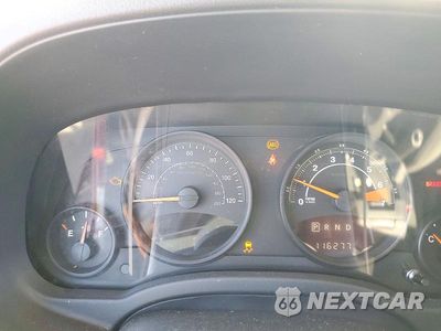 Zdjęcie 9 z 14 samochodu: 2016 JEEP PATRIOT LATITUDE VIN:1C4NJRFB8GD580620 - miniatura