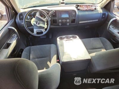 Zdjęcie 8 z 12 samochodu: 2008 GMC SIERRA C1500 VIN:2GTEC19C381101999 - miniatura