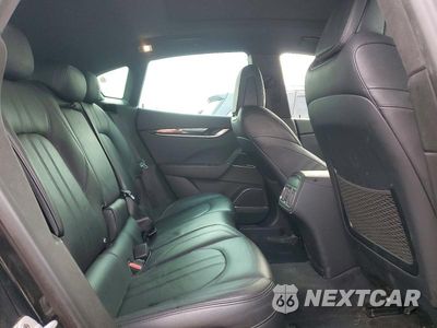 Zdjęcie 11 z 13 samochodu: 2019 MASERATI LEVANTE SPORT VIN:ZN661XUS8KX325399 - miniatura