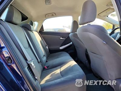 Zdjęcie 10 z 12 samochodu: 2013 TOYOTA PRIUS TWO VIN:JTDKN3DU3D0348129 - miniatura