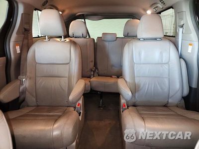 Zdjęcie 10 z 14 samochodu: 2016 TOYOTA SIENNA XLE 7-PASSENGER VIN:5TDDK3DC5GS133006 - miniatura