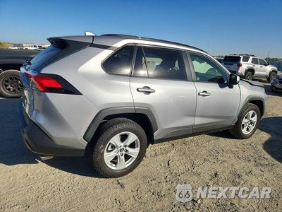 Trzecie zdjęcie samochodu z tyłu: 2019 TOYOTA RAV4 XLE VIN:JTMP1RFV3KD506100 - miniatura