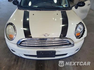 Zdjęcie 11 z 12 samochodu: 2010 MINI COOPER VIN:WMWMF3C51ATZ23416 - miniatura