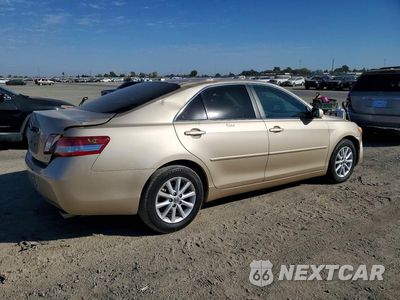 Trzecie zdjęcie samochodu z tyłu: 2011 TOYOTA CAMRY XLE VIN:4T4BF3EK0BR135625 - miniatura