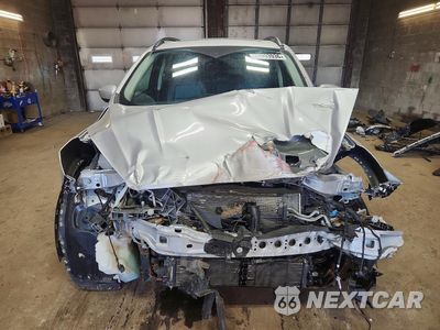 Piąte zdjęcie samochodu w środku: 2019 FORD ESCAPE SEL VIN:1FMCU9HD6KUC22398 - miniatura