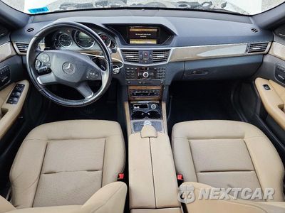 Zdjęcie 8 z 13 samochodu: 2010 MERCEDES-BENZ E 350 4MATIC VIN:WDDHF8HB2AA072860 - miniatura