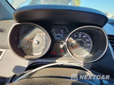 Zdjęcie 9 z 12 samochodu: 2016 HYUNDAI ELANTRA SE VIN:5NPDH4AE8GH702513 - miniatura