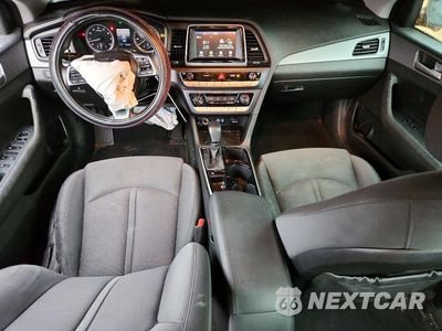 Zdjęcie 8 z 12 samochodu: 2019 HYUNDAI SONATA SE VIN:5NPE24AF9KH810467 - miniatura