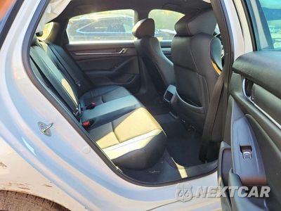Zdjęcie 10 z 12 samochodu: 2018 HONDA ACCORD SPORT VIN:1HGCV1F31JA222761 - miniatura