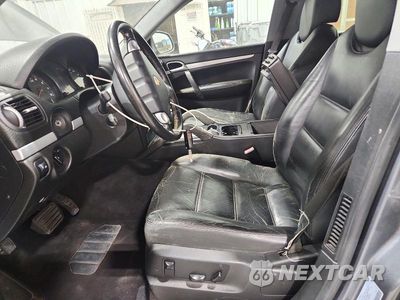 Zdjęcie 7 z 13 samochodu: 2006 PORSCHE CAYENNE VIN:WP1AA29P36LA21363 - miniatura