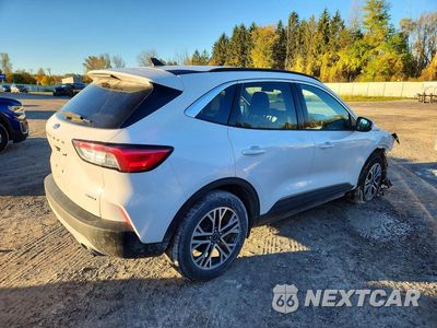 Trzecie zdjęcie samochodu z tyłu: 2021 FORD ESCAPE SEL VIN:1FMCU9H64MUA13715 - miniatura