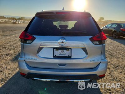 Zdjęcie 6 z 12 samochodu: 2018 NISSAN ROGUE SV VIN:KNMAT2MV0JP568576 - miniatura
