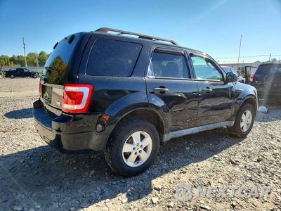 Trzecie zdjęcie samochodu z tyłu: 2010 FORD ESCAPE XLT VIN:1FMCU9DGXAKC24939 - miniatura