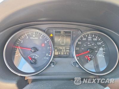 Zdjęcie 9 z 12 samochodu: 2011 NISSAN ROGUE S VIN:JN8AS5MV8BW276903 - miniatura