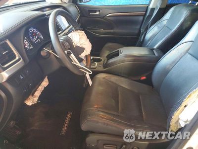Zdjęcie 7 z 13 samochodu: 2016 TOYOTA HIGHLANDER LIMITED VIN:5TDDKRFH9GS293000 - miniatura