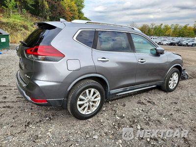 Trzecie zdjęcie samochodu z tyłu: 2018 NISSAN ROGUE SV VIN:KNMAT2MV2JP546241 - miniatura