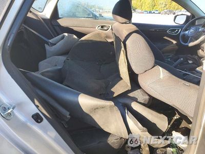 Zdjęcie 10 z 12 samochodu: 2019 NISSAN SENTRA SV VIN:3N1AB7AP2KY241721 - miniatura