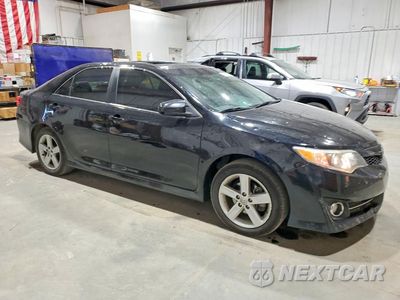 Czwarte zdjęcie samochodu z boku: 2014 TOYOTA CAMRY SE VIN:4T1BF1FK8EU839282 - miniatura
