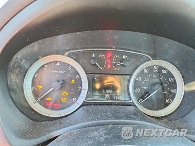 Zdjęcie 9 z 12 samochodu: 2015 NISSAN SENTRA SV VIN:3N1AB7AP1FY294609 - miniatura