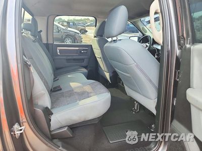 Zdjęcie 10 z 13 samochodu: 2018 RAM 1500 SLT VIN:1C6RR6LT5JS347794 - miniatura